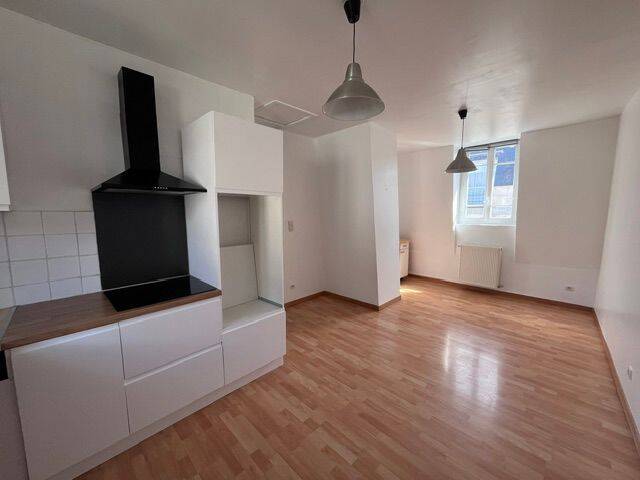 Appartement 4 pièces 90 m² · à Compiègne · 89,7 m² · 975 €/mois