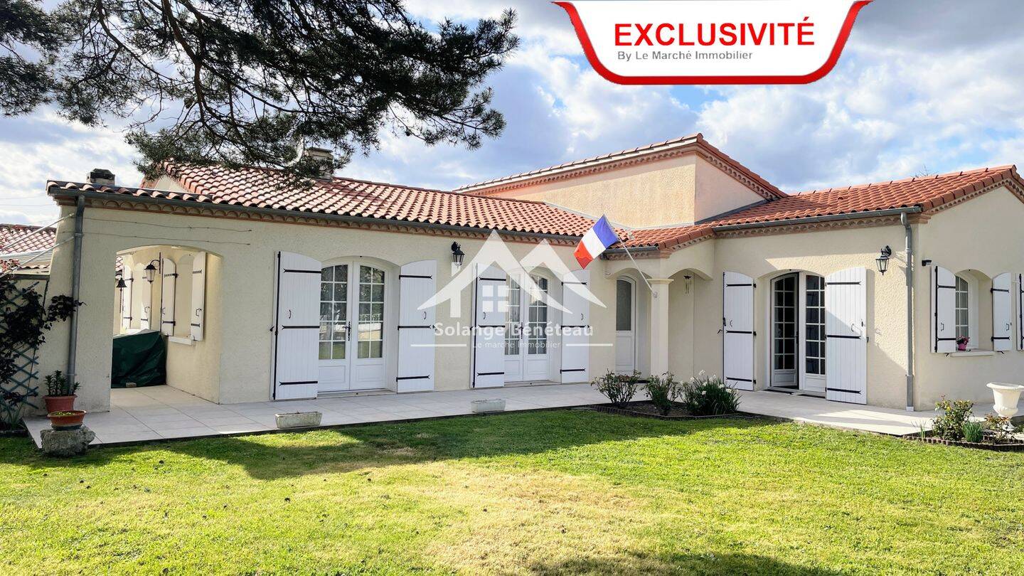 Maison 5 pièces 143 m² · à Casteljaloux · 143 m² · 270 800 €