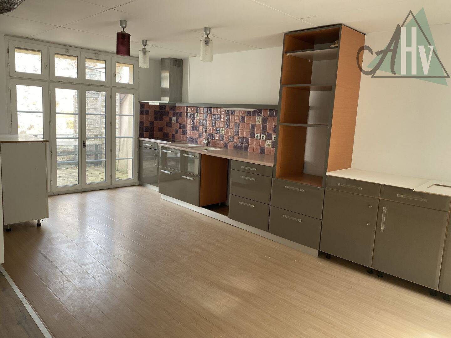 Appartement 4 pièces 94 m² · à Bray-sur-Seine · 93,6 m² · 740 €/mois