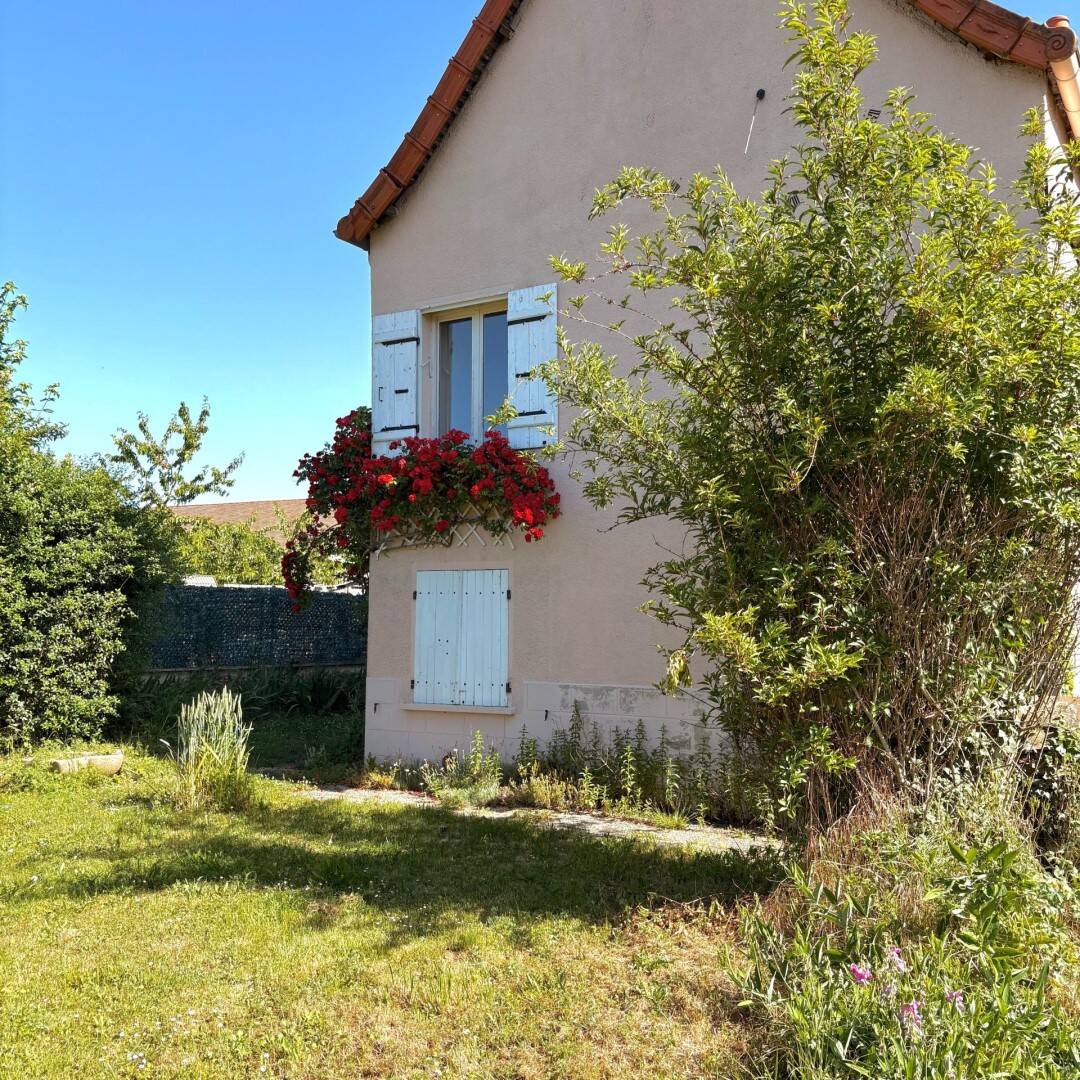 Maison 5 pièces 107 m² · à Fontaines · 107 m² · 160 000 €