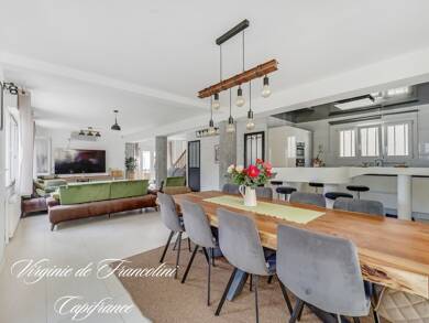 Maison à vendre 965 000 € 8 pièces 6 chambres 251 m² 970 m² de terrain Coteaux-Plateau Champigny-sur-Marne 94500