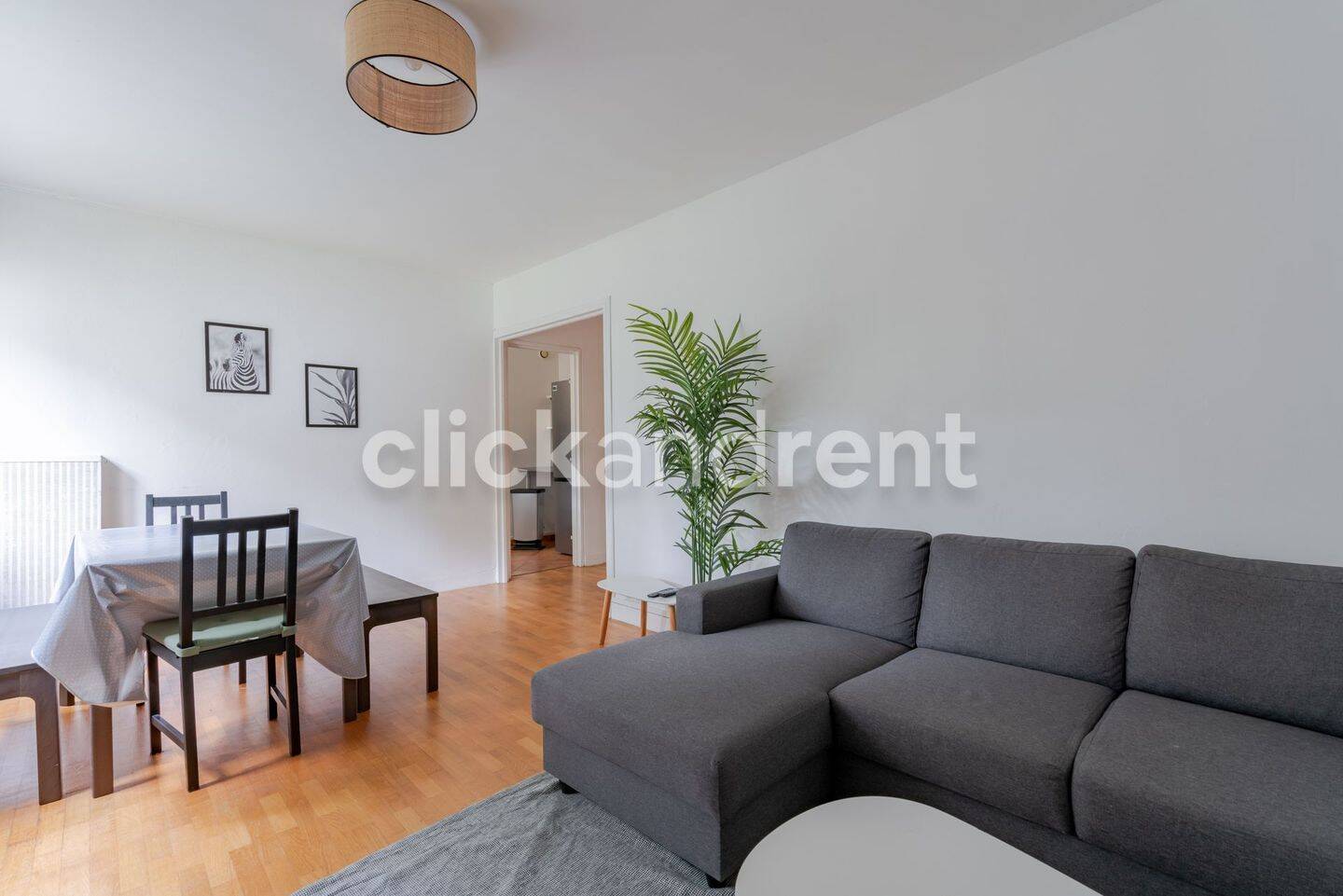 3 pièces 78 m² · à Les Ulis · 77,5 m² · 568 €