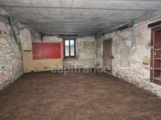 Appartement à vendre 20 000 € 2 pièces 1 chambre 47 m² RDC Mouchard 39330