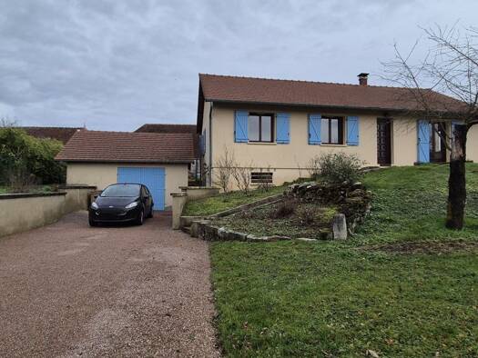 Maison à vendre 219 000 € 4 pièces 3 chambres 86 m² 905 m² de terrain Les Bordes-Aumont 10800