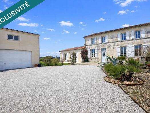 Maison à vendre 325 000 € 6 pièces 3 chambres 157 m² 939 m² de terrain Dompierre-sur-Charente 17610