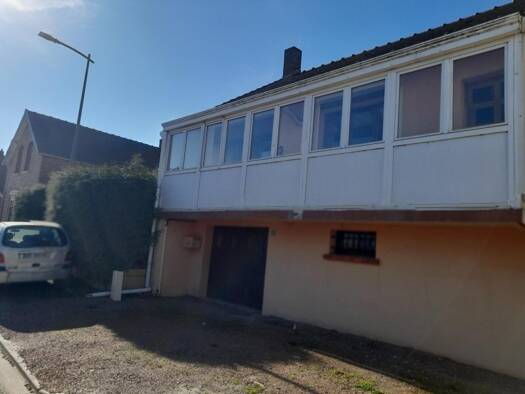 Maison à vendre 75 000 € 4 pièces 3 chambres 90 m² 1 068 m² de terrain Villers-Faucon 80240