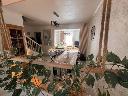 Maison à vendre 493 500 € 5 pièces 4 chambres 123 m² 90 m² de terrain Madeleine-Saint Léonard-Justices Angers 49000