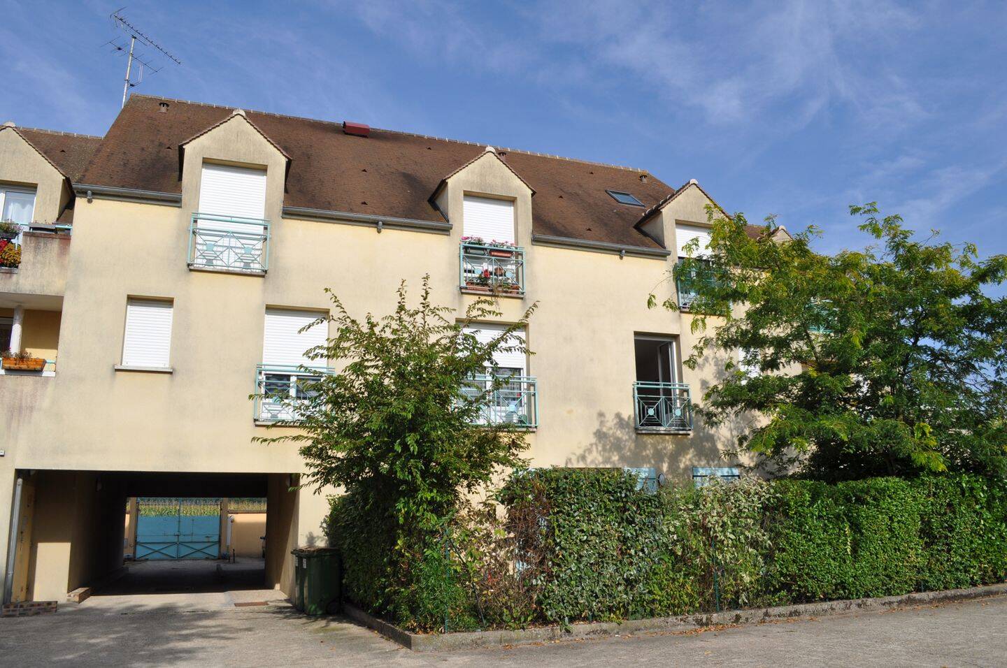 Appartement 3 pièces 55 m² · à Neauphle-le-Château · 54,9 m² · 950 €