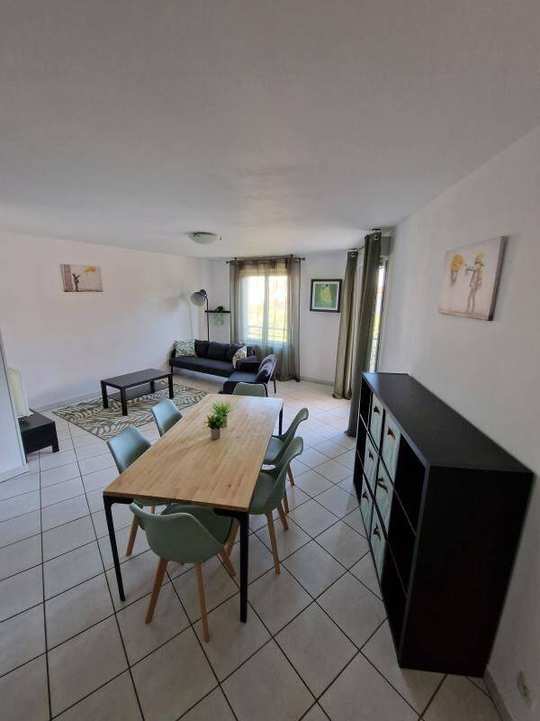 Appartement 4 pièces 91 m² · à Caluire-Et-Cuire · 91 m² · 1 815 €