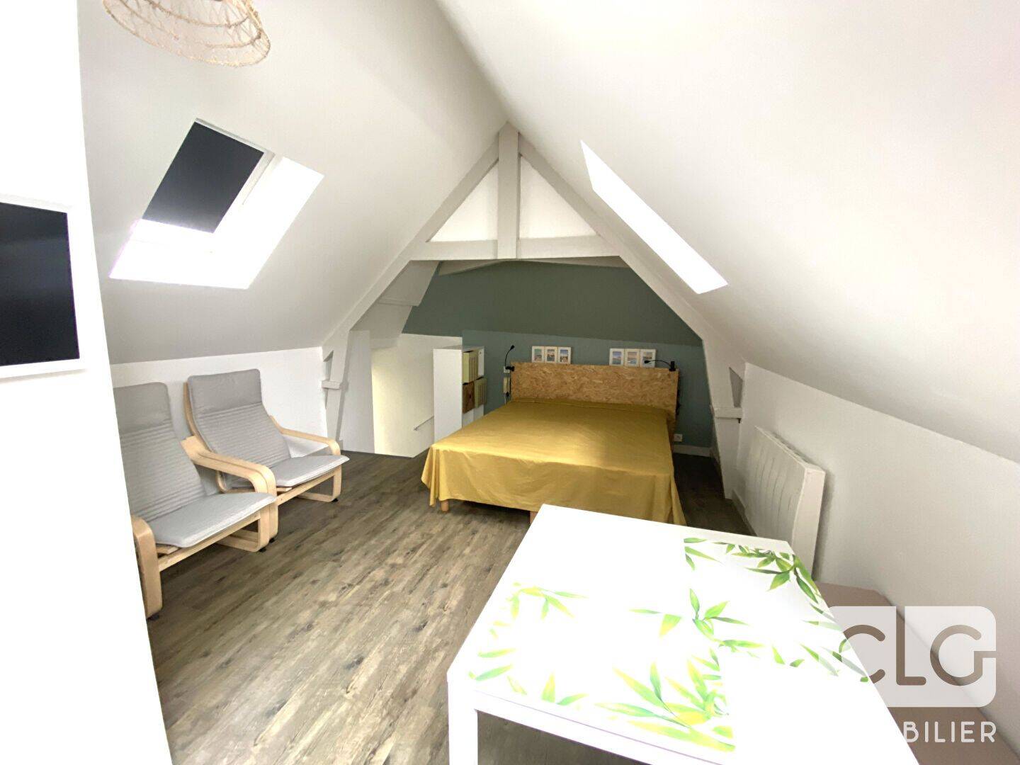 Appartement 1 pièce 14 m² · à Pont-l'Abbé · 14 m² · 380 €
