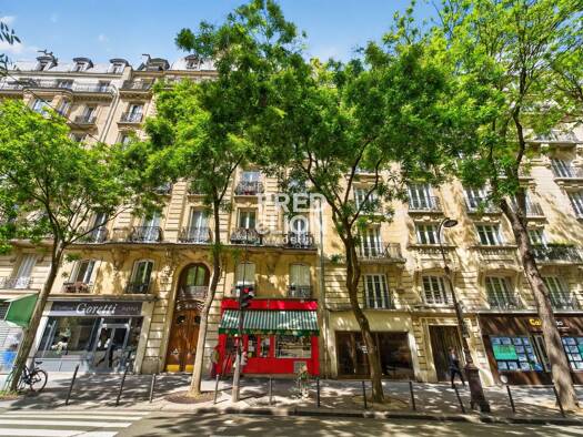 Appartement à vendre 549 000 € 3 pièces 2 chambres 54 m² Étage 2/6 Clignancourt-Jules Joffrin Paris 18ème arrondissement 75018