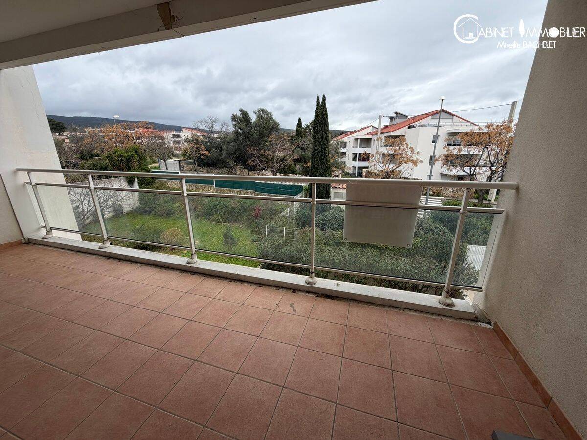 Appartement 3 pièces 48 m² · à La Ciotat · 47,5 m² · 990 €