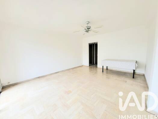 Appartement à vendre 242 000 € 4 pièces 3 chambres 83 m² 2 étages La Bocca Cannes 06150