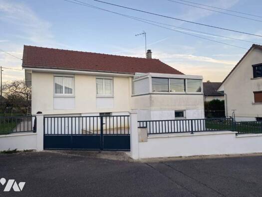 Maison à vendre 207 500 € 5 pièces 3 chambres 454 m² de terrain Comblanchien 21700