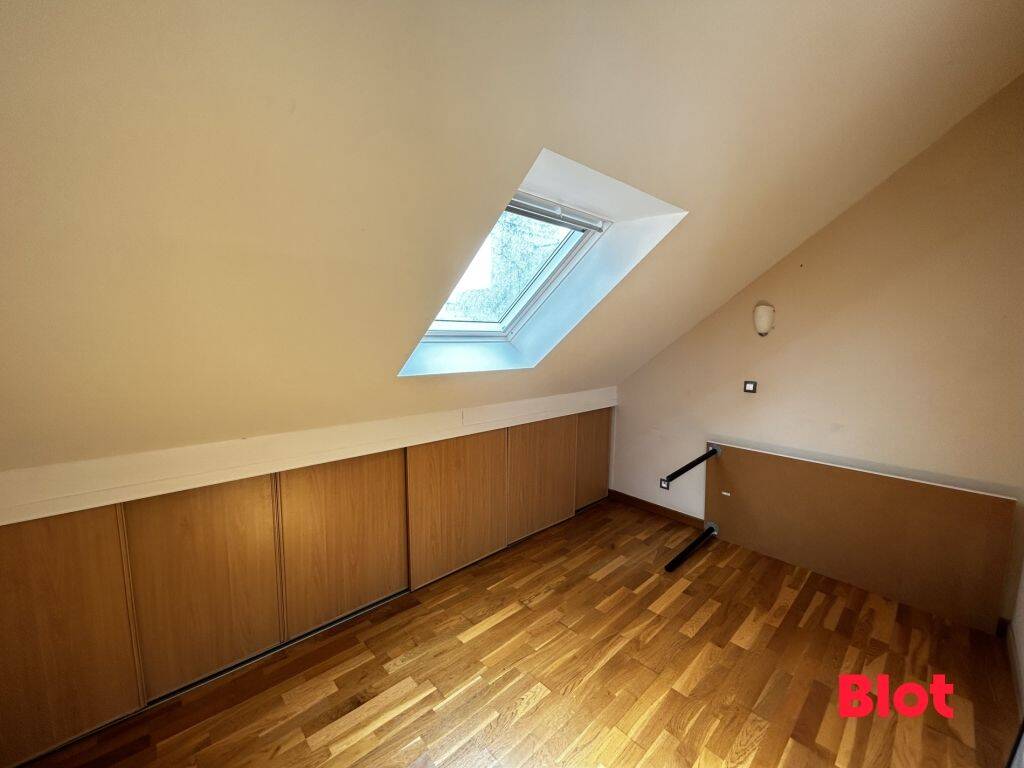 A LOUER - MAISON - PROCHE RUE DE NANTES - 125m2 — 5