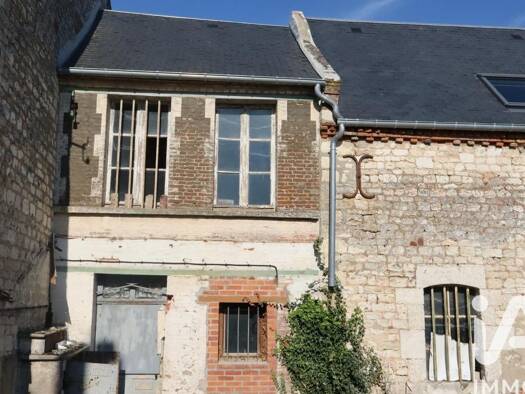 Maison à vendre 70 000 € 5 pièces 4 chambres 120 m² 380 m² de terrain Montcornet 02340