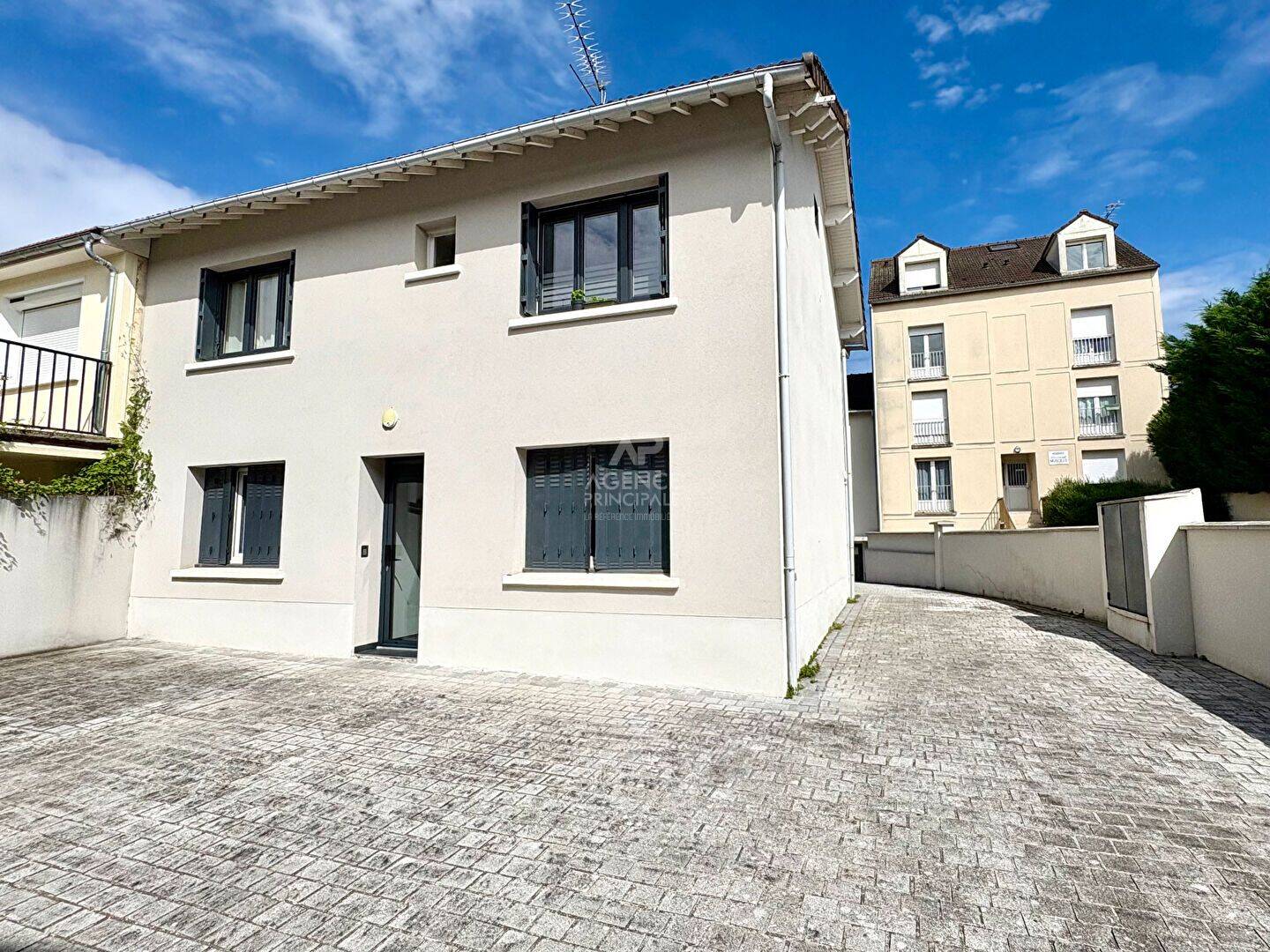 Appartement 3 pièces 45 m² · à Conflans-Sainte-Honorine · 44,7 m² · 980 €/mois