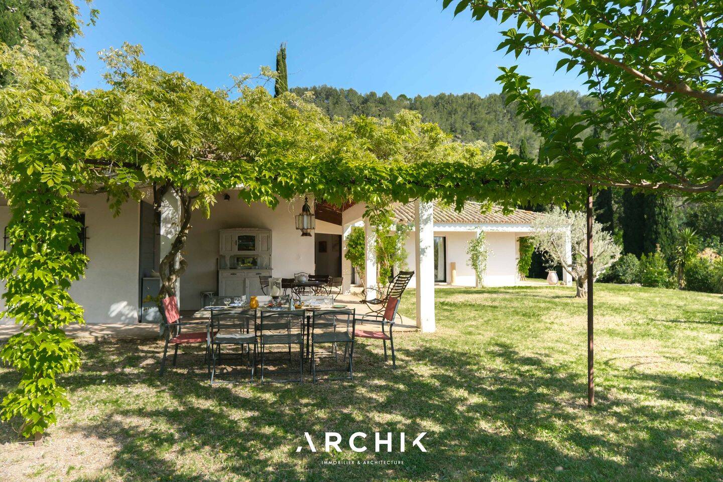 Maison 4 pièces 165 m² · à Cassis · 165 m² · 2 250 000 €