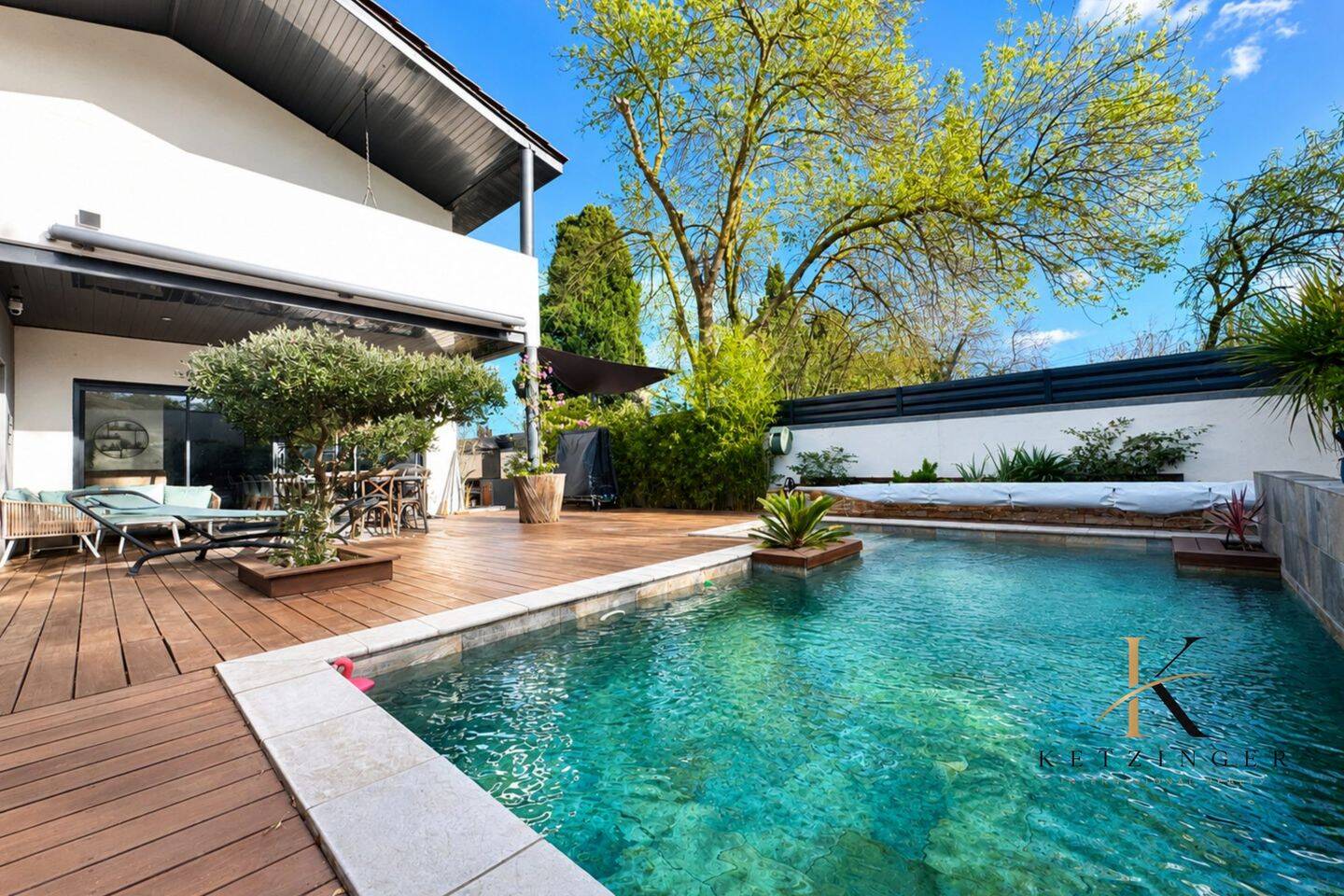 Maison 9 pièces 220 m² · à Villeneuve-lès-Maguelone · 220 m² · 884 000 €