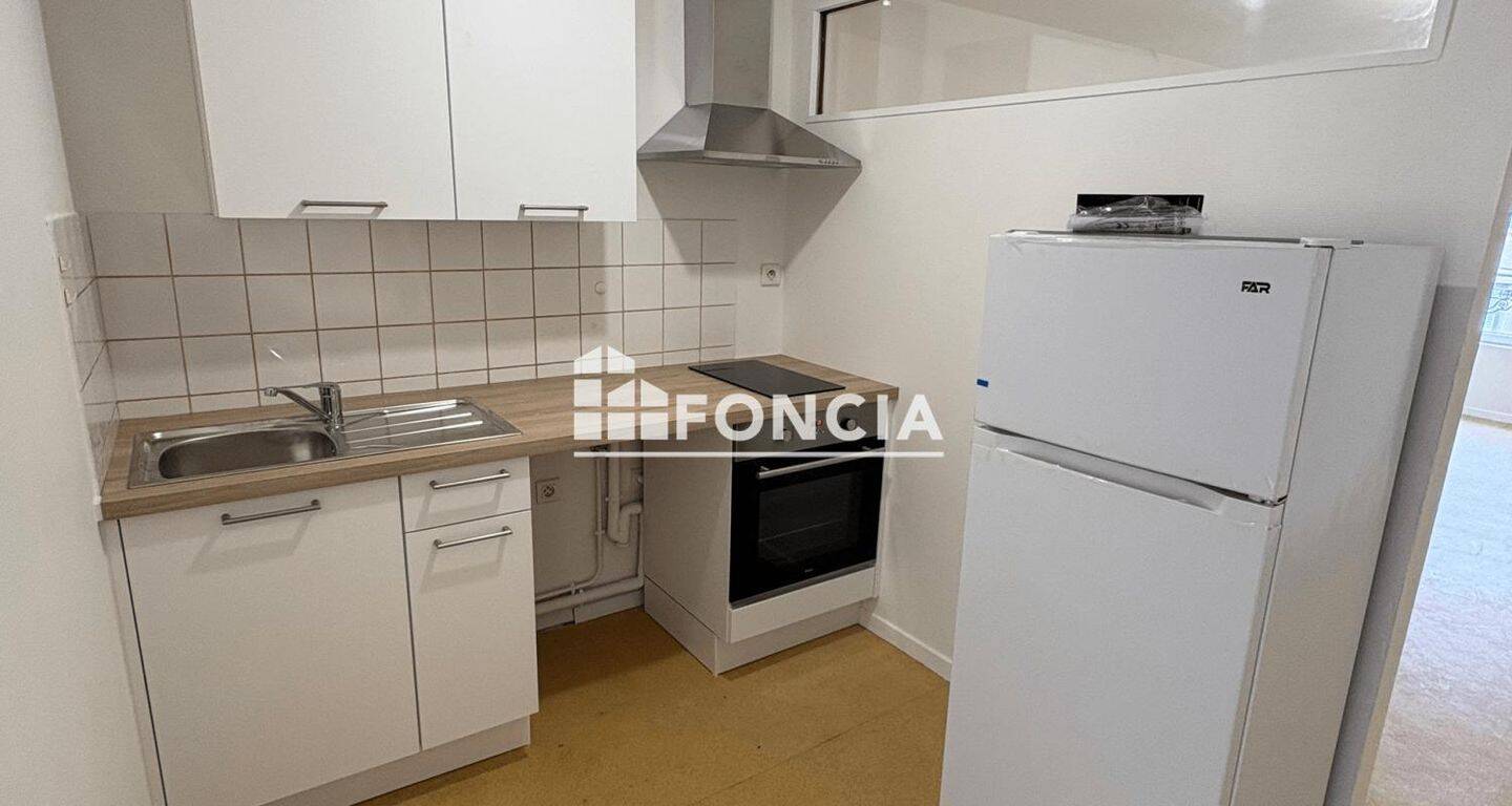 Appartement 1 pièce 31 m² · à Roanne · 31,3 m² · 320 €/mois