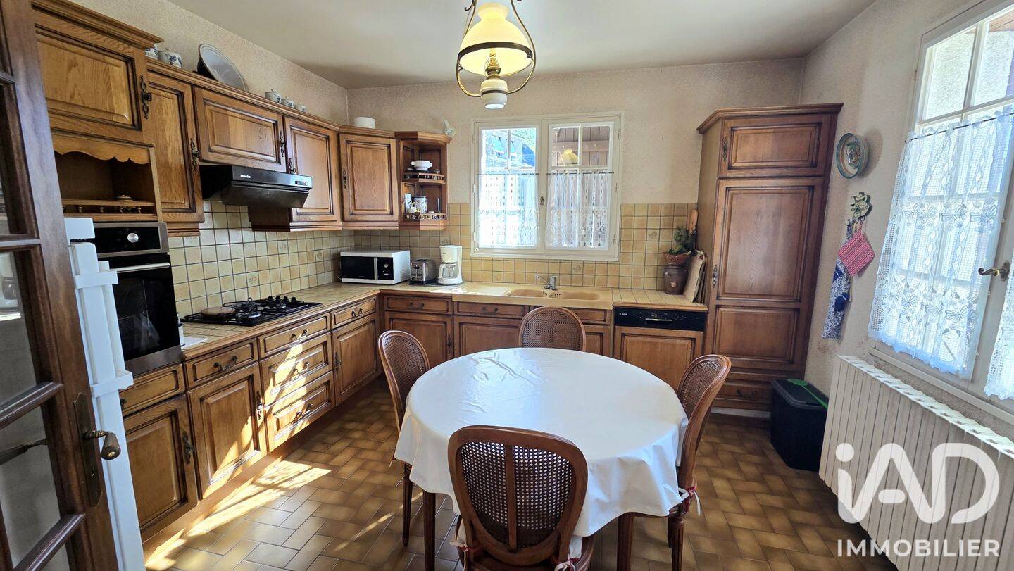 Maison 5 pièces 129 m² · à Bélâbre · 128,6 m² · 152 000 €