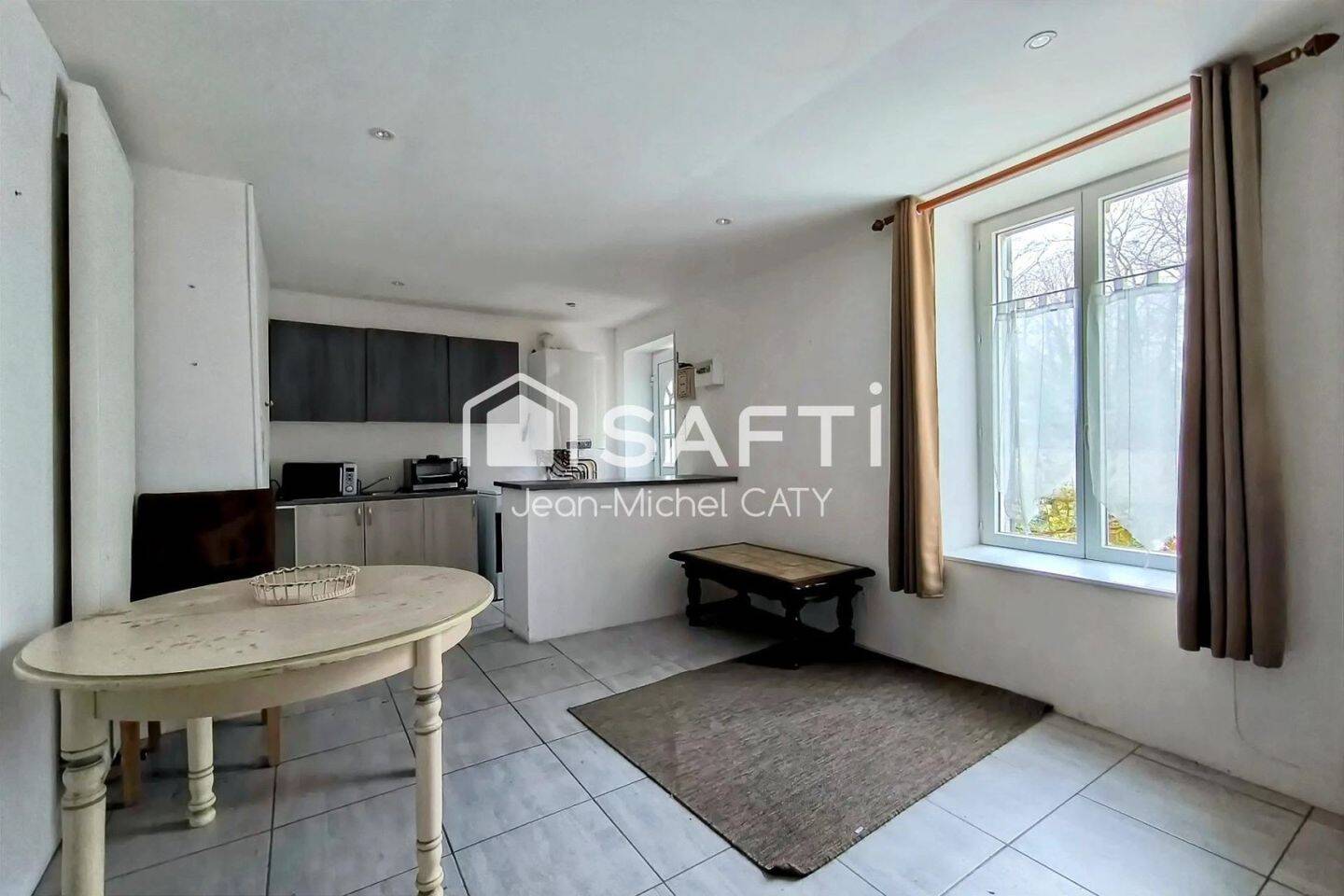 Maison 5 pièces 100 m² · à Pouilly-sur-Loire · 100 m² · 40 000 €