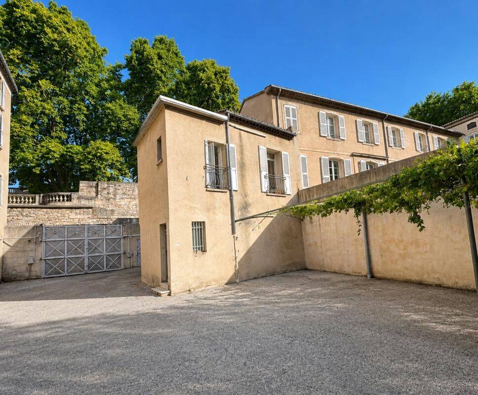 Maison 4 pièces 95 m² · à Avignon · 95 m² · 250 000 €