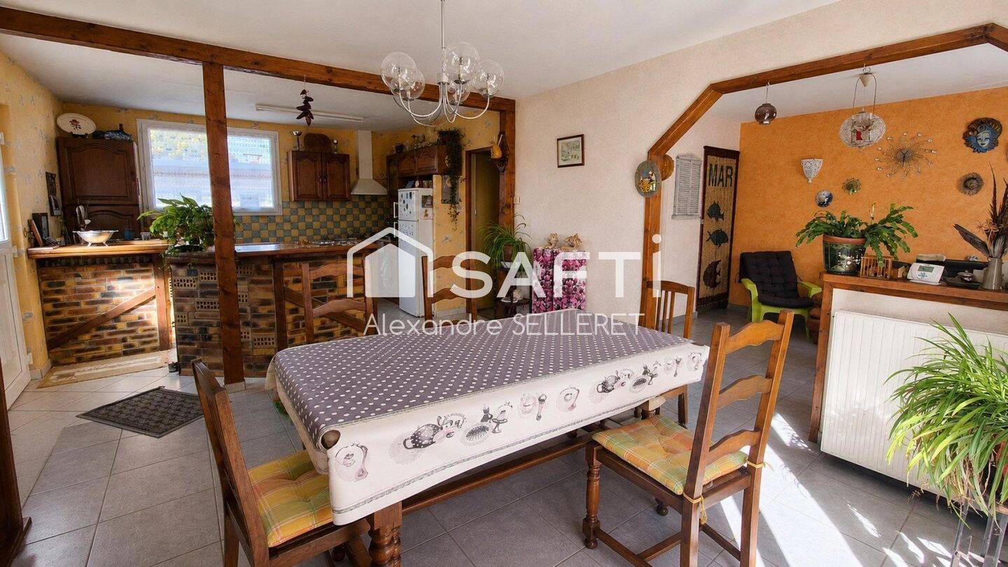 Maison 3 pièces 74 m² · à Les Aix-d'Angillon · 74 m² · 97 000 €