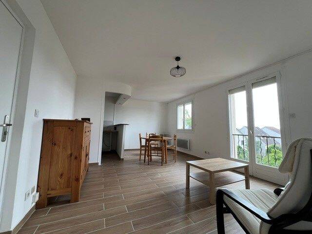 Appartement 2 pièces 41 m² · à Le Blanc-Mesnil · 41 m² · 990 €