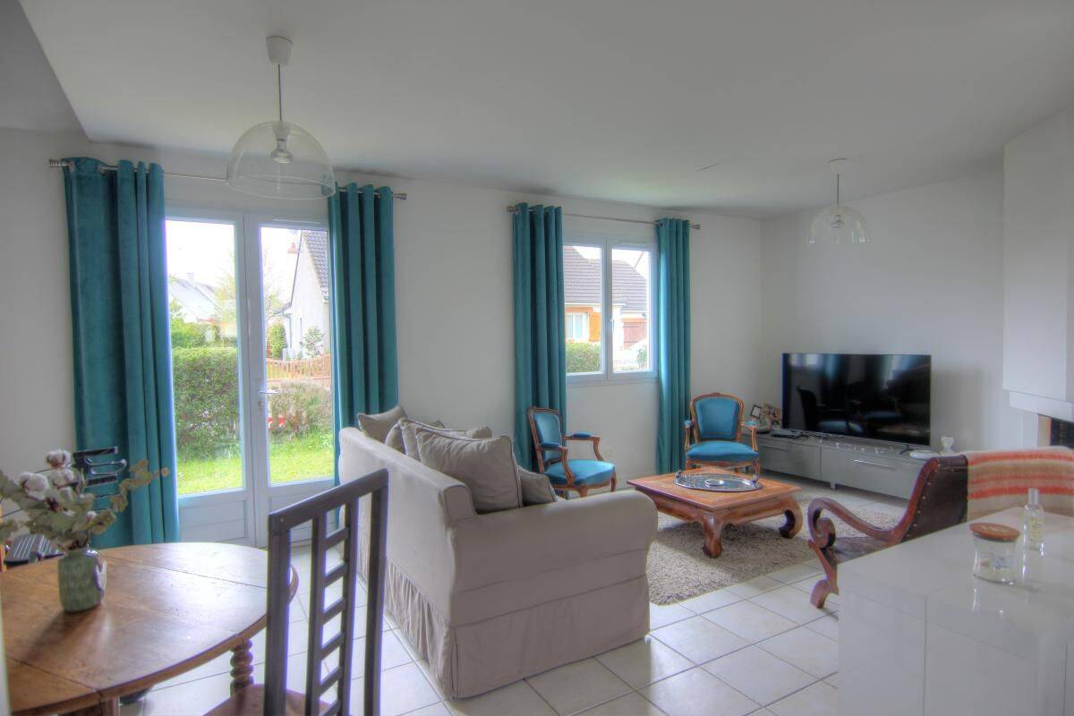 Maison 6 pièces 125 m² · à Saint-Denis-en-Val · 125 m² · 274 000 €