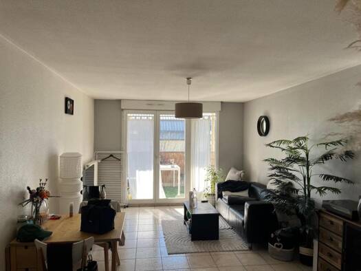 Appartement à louer 730 € 2 pièces 1 chambre 51 m² 2ème étage Gare-Peloux Mail-Citadelle Bourg-en-Bresse 01000