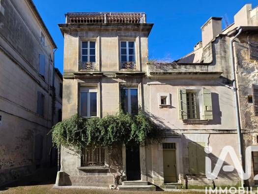 Maison de ville à vendre 365 000 € 5 pièces 3 chambres 115 m² Centre Ville-Mejan-La Cité Arles 13200
