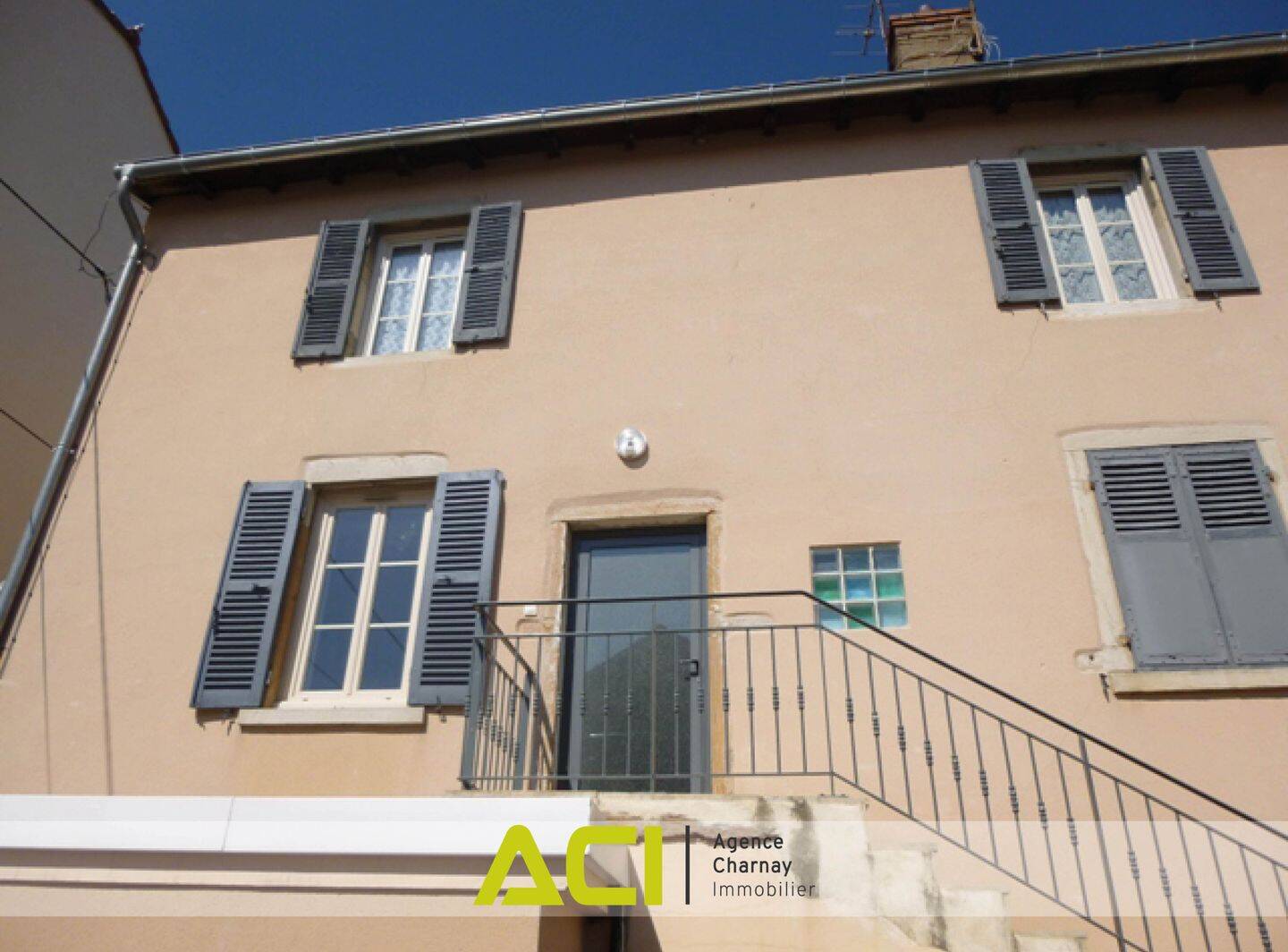 Appartement 2 pièces 28 m² · à Charnay-lès-Mâcon · 28,3 m² · 360 €