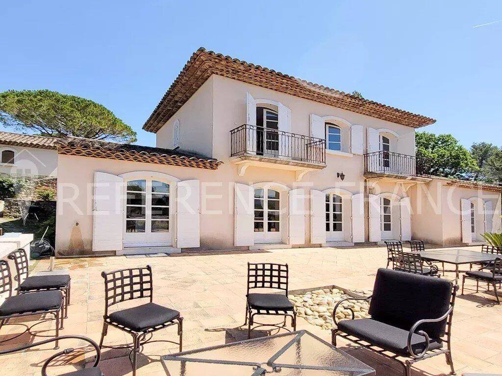 Maison 280 m² · à Mougins · 280 m² · 7 500 €