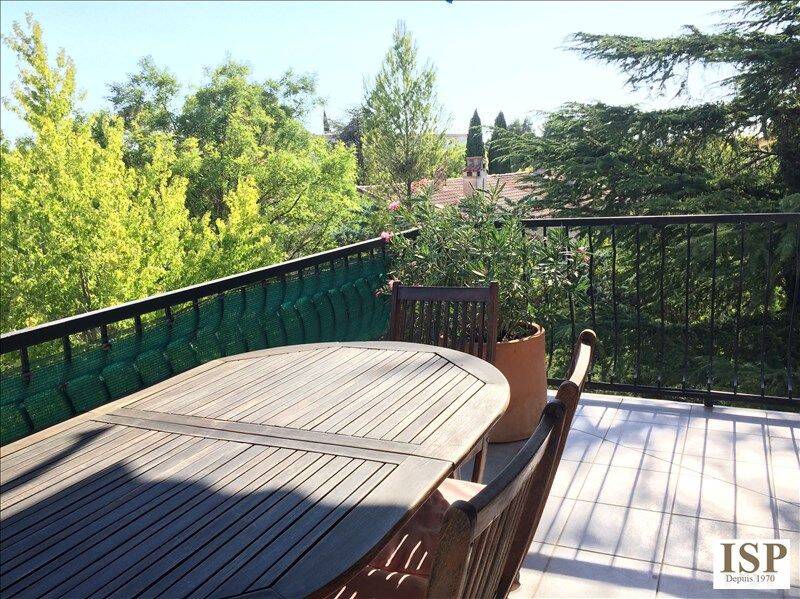 Appartement 3 pièces 66 m² · à Aix-en-Provence · 66 m² · 1 590 €
