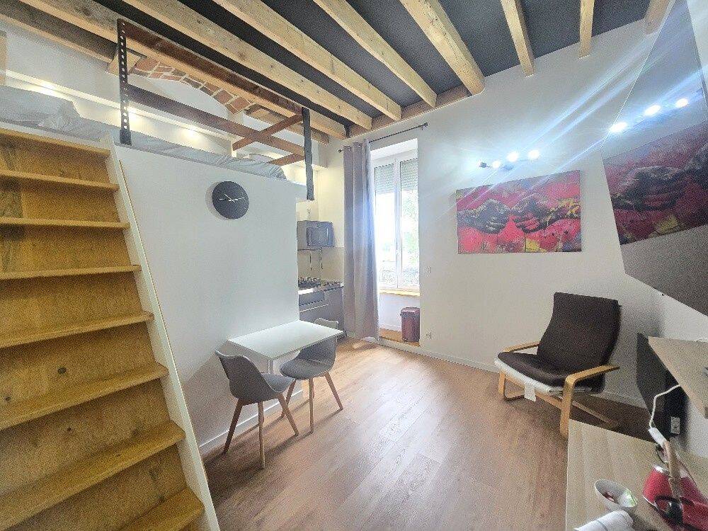 Appartement 1 pièce 15 m² · à Oullins-Pierre-Bénite · 15 m² · 740 €