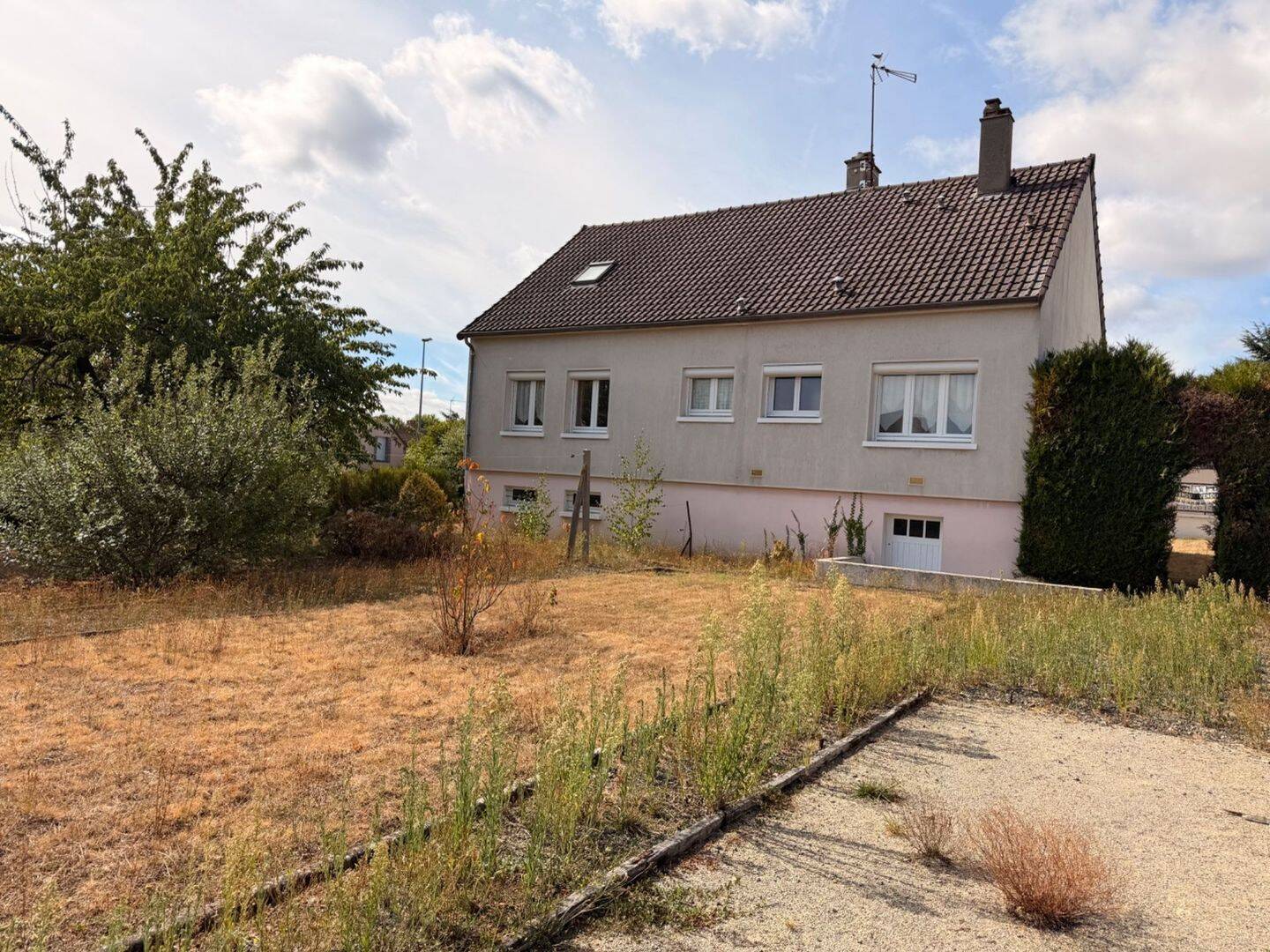 Maison 6 pièces 128 m² · à Saint-Prest · 128 m² · 232 000 €