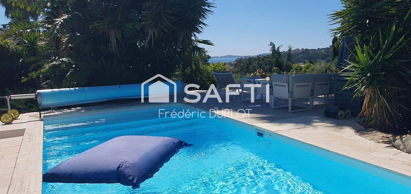 Maison 6 pièces 130 m² · à Carqueiranne · 130 m² · 800 000 €