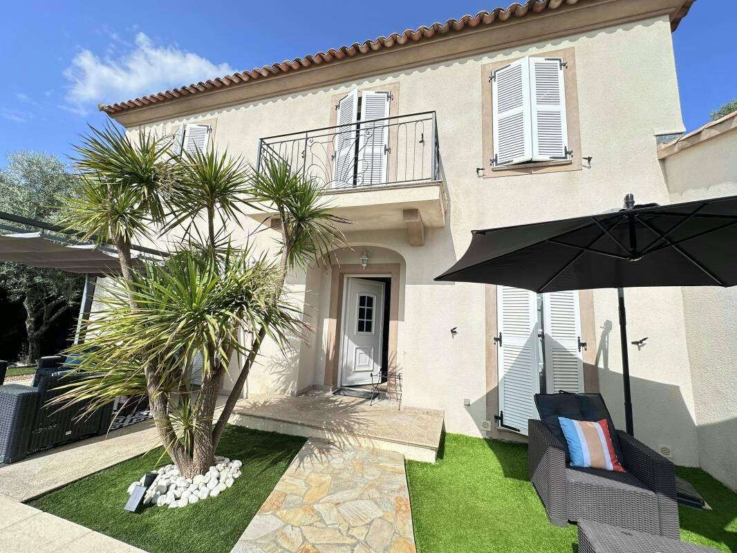 Maison 5 pièces 142 m² · à Ajaccio · 142 m² · 695 000 €