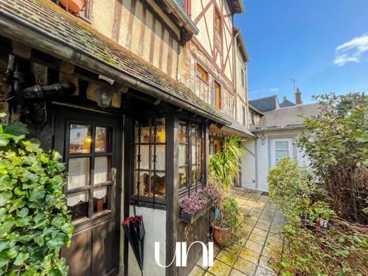 Maison de ville à vendre 235 000 € 3 pièces 2 chambres 53 m² Touques 14800