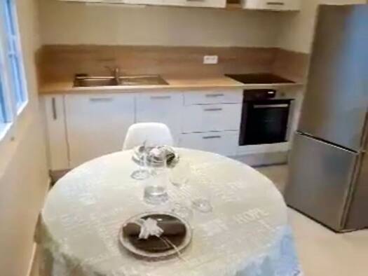 Appartement à louer 590 € 3 pièces 2 chambres 50 m² RDC/2 Delessert-Saint Louis-Nantilly Saumur 49400