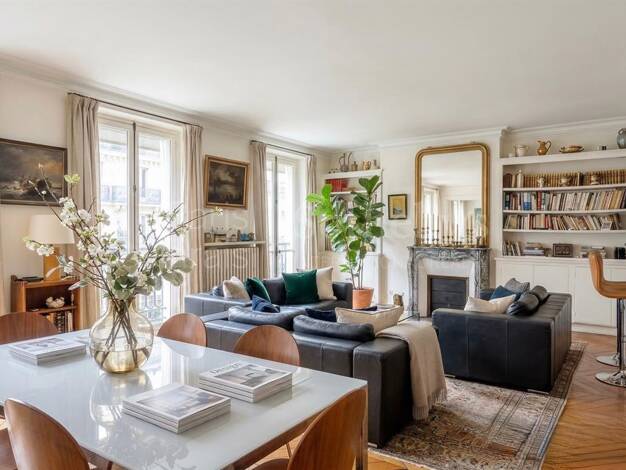 Appartement à vendre 1 850 000 € 4 pièces 2 chambres 111 m² Étage 3/6 Saint Gervais Paris 4ème arrondissement 75004