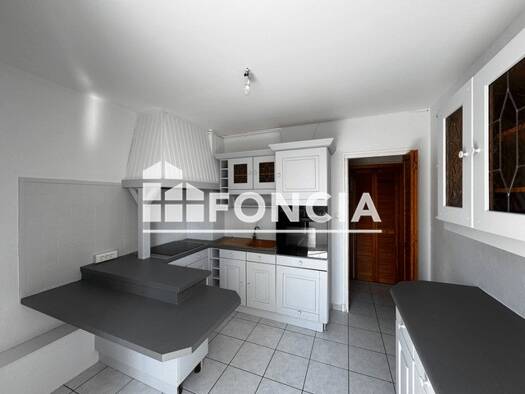 Colocation à louer 1 290 € 6 pièces 5 chambres 90 m² 3ème étage Antiquaire - Notre Dame  Grenoble 38000