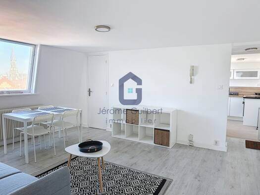 Colocation à louer 990 € 3 pièces 2 chambres 53,2 m² Étage 4/4 Lille 59000