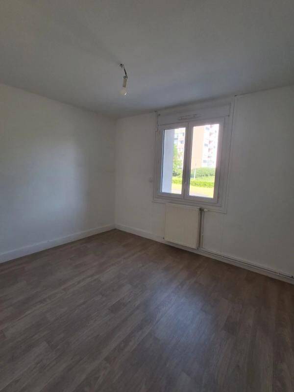 Appartement 1 pièce 34 m² · à La Ricamarie · 34 m² · 251 €/mois