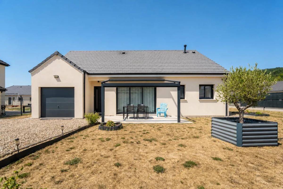 Maison 5 pièces 100 m² · à Port-Mort · 100 m² · 325 000 €
