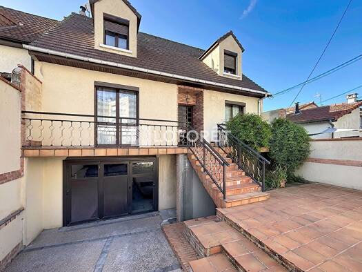 Maison à vendre 755 000 € 9 pièces 5 chambres 230 m² 350 m² de terrain Zola Villejuif 94800