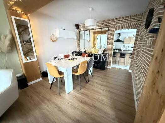 Maison à vendre 257 500 € 5 pièces 4 chambres 115 m² 421 m² de terrain Thumeries 59239