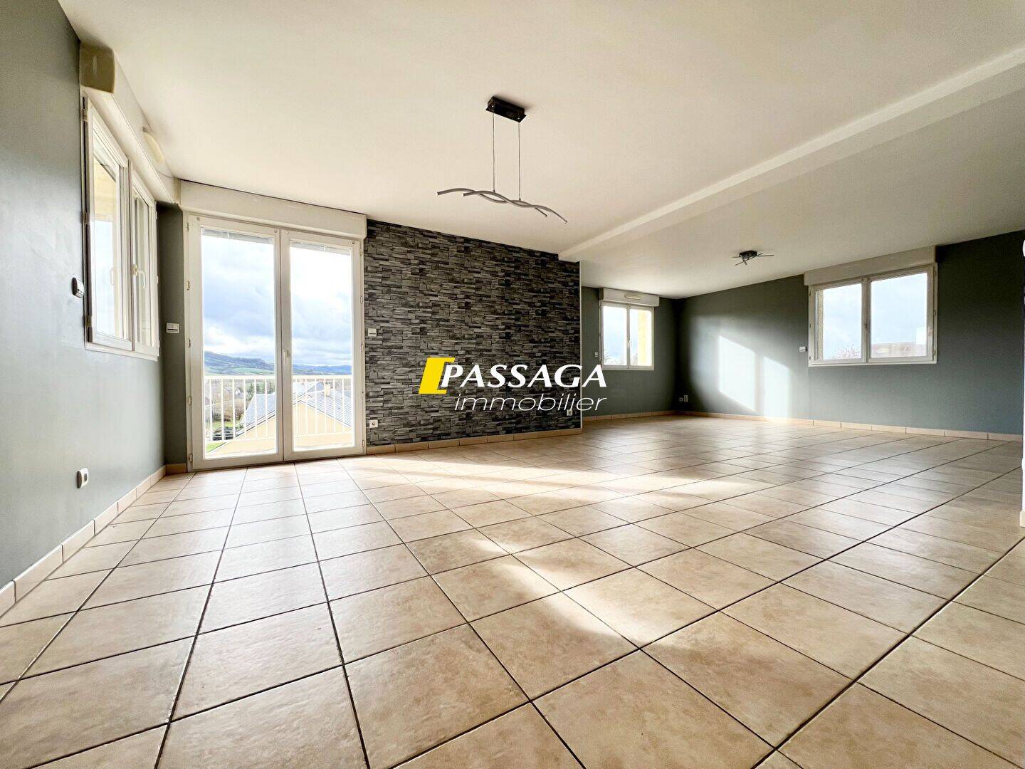 Appartement 4 pièces 124 m² · à Sévérac d'Aveyron · 124 m² · 730 €