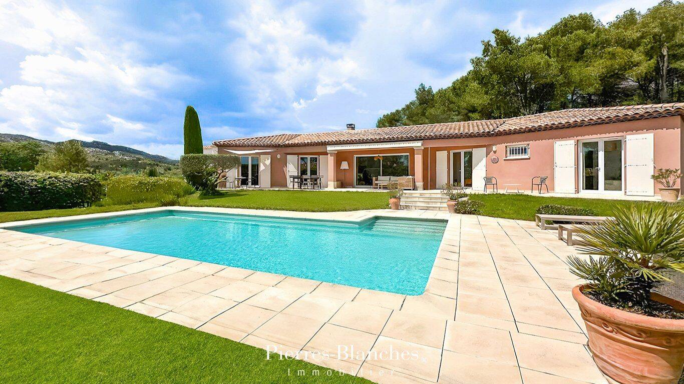 Maison 5 pièces 168 m² · à Eyguières · 168 m² · 699 000 €